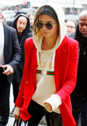 kendall-jenner-gucci-hoodie-paris-fashion-week